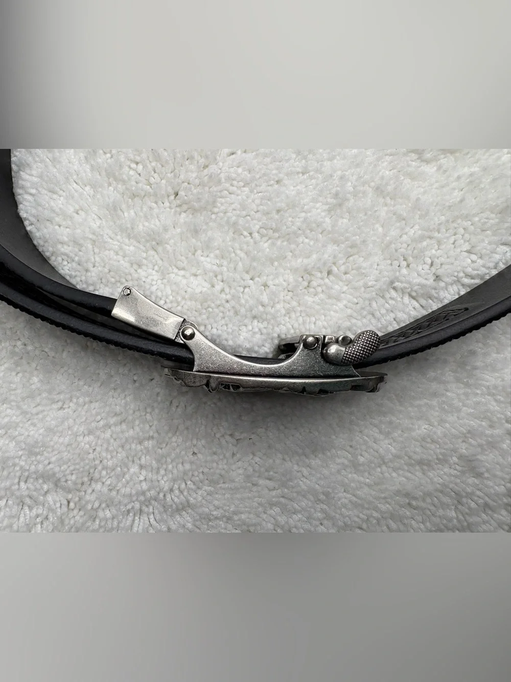 NEW Men’s Generic 100% Cowskin Leather Belt with an Eagle-Designed Alloy Buckle